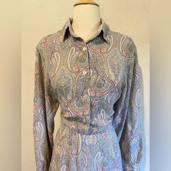 Vintage 70s - 80s Bedford Fair paisley button front dress - collared long sleeve - Picture 3 of 16